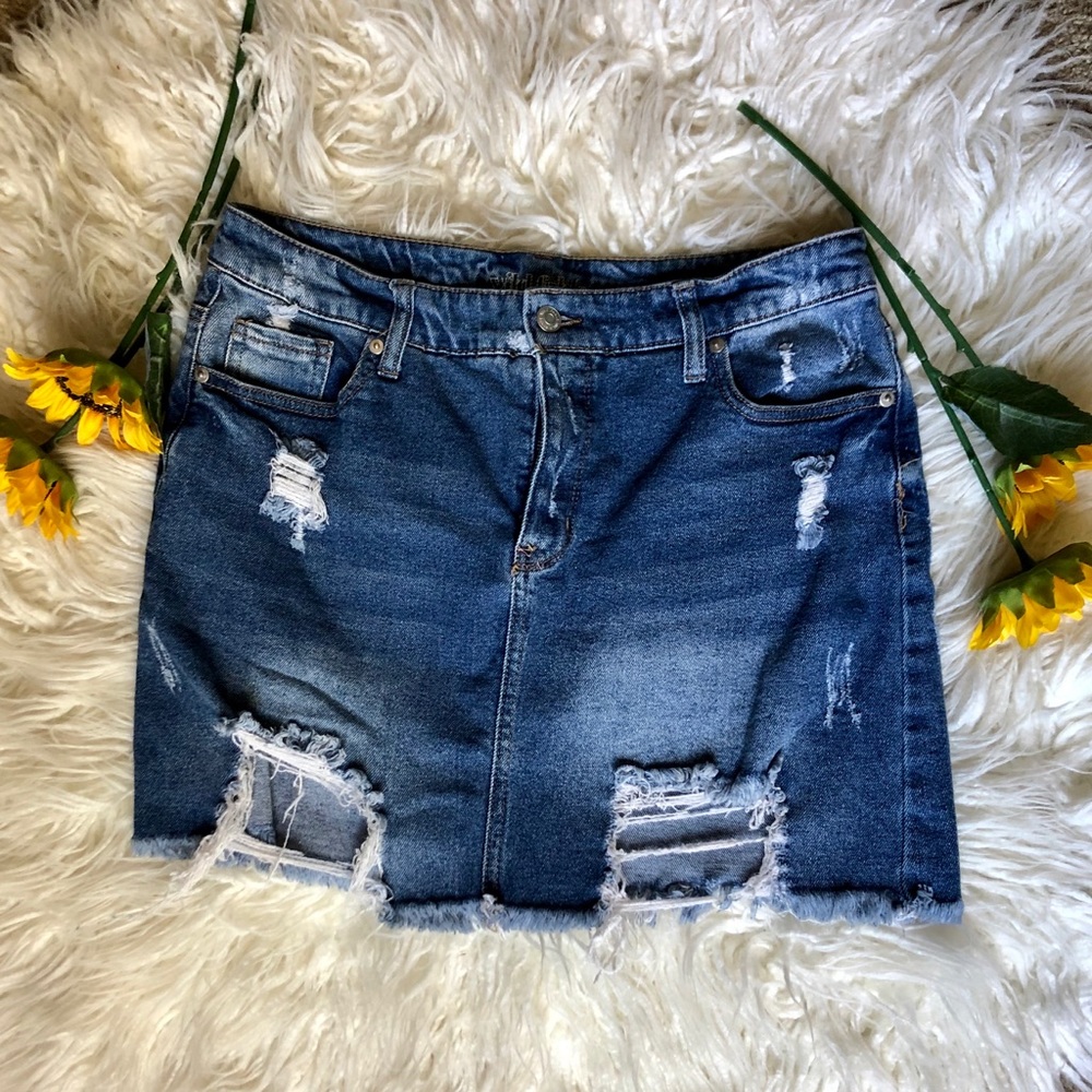 Size 14 Wild Fable jean skirt